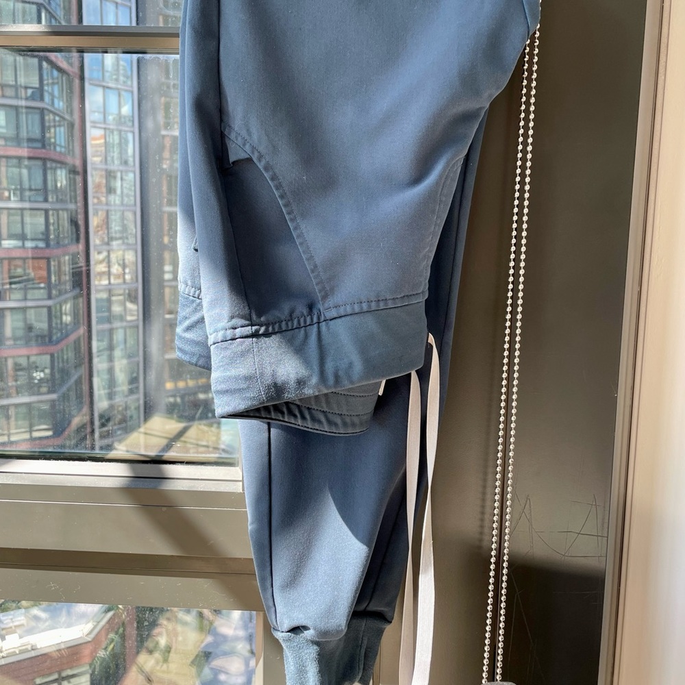 FIGS Dark Harbour Zamora Jogger Scrubs